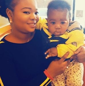 Meet your Posher, Elizabeth